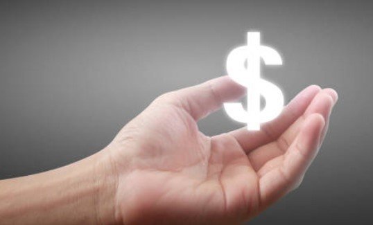 八大行業酒店兼職-低薪高物價負成長