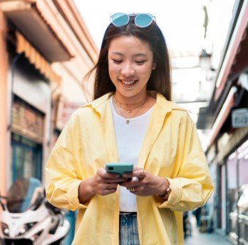 八大行業酒店兼職-為母還債的孝順女兒